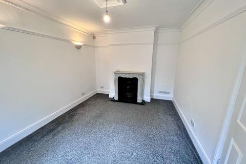 3 bedroom detached house to rent, Porchester Road, Southampton SO19