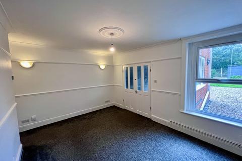 3 bedroom detached house to rent, Porchester Road, Southampton SO19