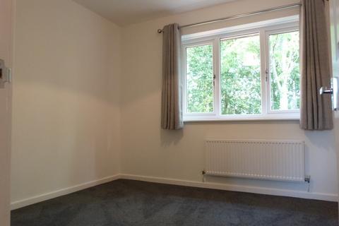 2 bedroom terraced house to rent, Fielden Row, Worcester