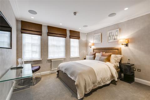 3 bedroom mews for sale, Wilton Mews, Belgravia, London