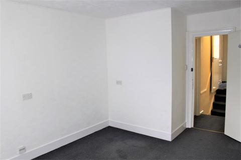 Office to rent - New London Road, Chelmsford, Essex, CM2