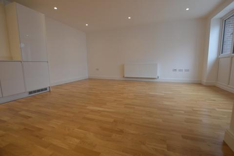 2 bedroom apartment to rent, Southgate Street, Bury St Edmunds