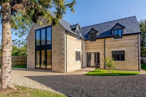 The Huf Upper Earls Court Farm Wanborough Swindon Sn4 4 Bed