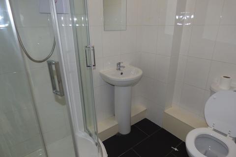 1 bedroom apartment to rent, Flat 4, York House, Cleveland Street, DN1