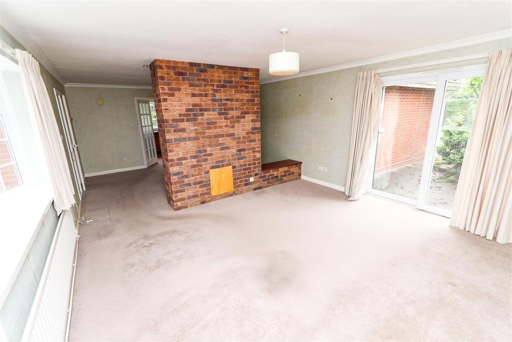 Meadow View, RollestonOnDove, BurtonOnTrent 3 bed bungalow £298,950