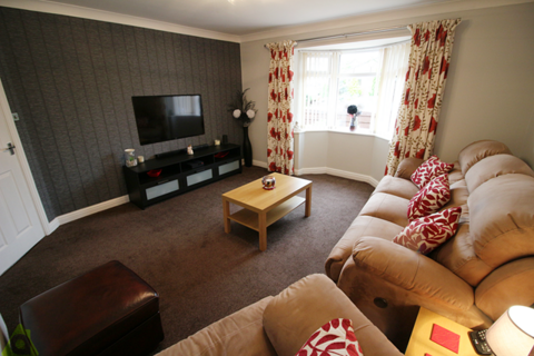 28 Collins Lane, Westhoughton, Bolton, BL5 2HB