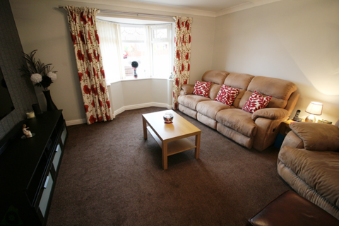 28 Collins Lane, Westhoughton, Bolton, BL5 2HB