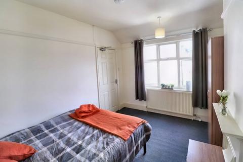 1 bedroom in a house share to rent - Kingsley, Northampton