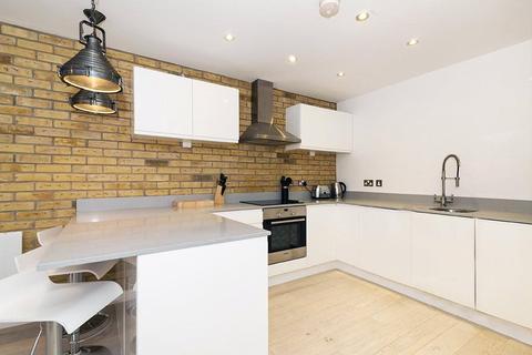 2 bedroom apartment to rent, Plumbers Row, Aldgate, London, E1