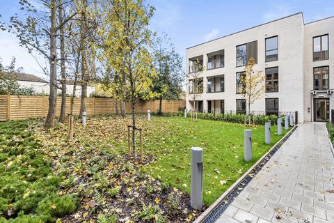 2 bedroom apartment to rent, The Avenue, Brondesbury Park, NW6