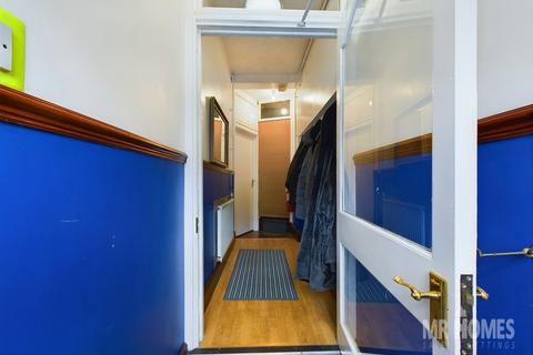 4 bedroom terraced house for sale, Corporation Road, Grangetown, Cardiff, CF11