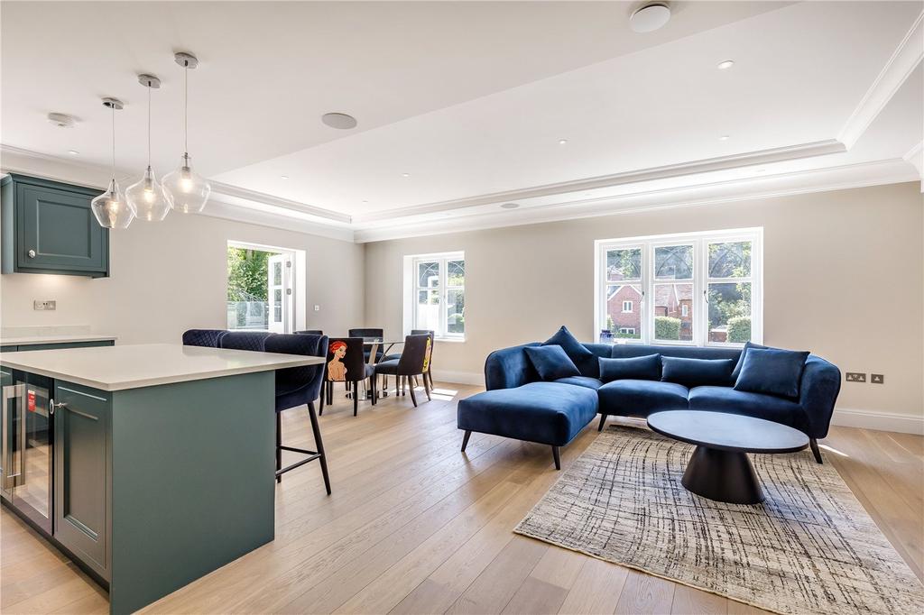 Sunningdale Villas, London Road, Sunningdale, Berkshire, SL5 2 bed