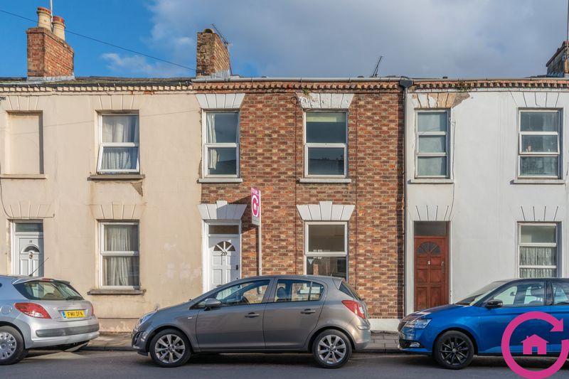 Townsend Street, Cheltenham 3 bed terraced house £175,000