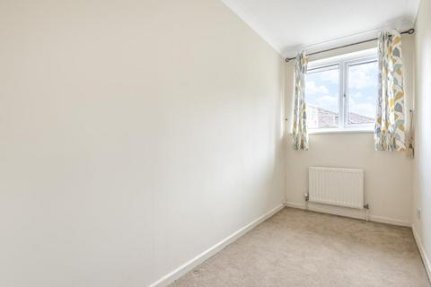 3 bedroom semi-detached house to rent, Tamar Way,  Wokingham,  RG41
