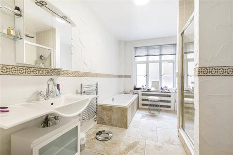 3 bedroom apartment to rent, South Audley Street, W1K