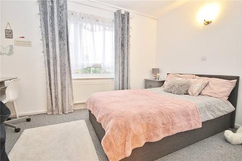 2 bedroom terraced house to rent, Elvedon Road, Feltham, Surrey, TW13