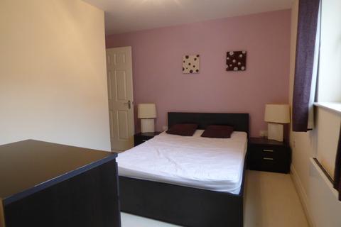 2 bedroom apartment to rent, Pasteur Drive, Swindon SN1