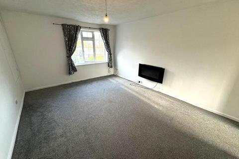 2 bedroom maisonette to rent, Larkspur Avenue, Redhill, Nottingham, NG5 8JU