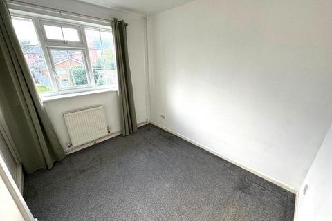 2 bedroom maisonette to rent, Larkspur Avenue, Redhill, Nottingham, NG5 8JU