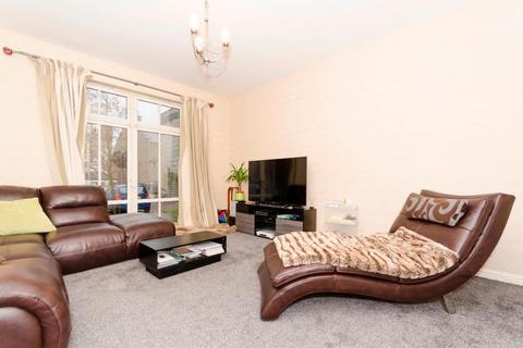 2 bedroom flat to rent, Great Western Road, City Centre, Aberdeen, AB10