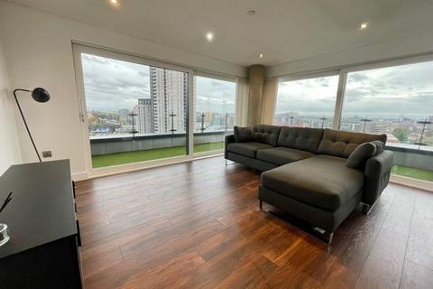 2 bedroom apartment to rent, Wilburn Basin, Orsdall Lane
