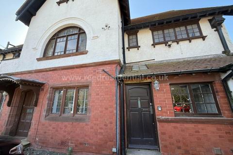 2 bedroom apartment to rent, Gosforth Road