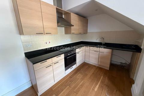 2 bedroom apartment to rent, Gosforth Road