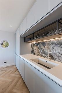 Lilleby Moult Road, Salcombe, TQ8 8LG