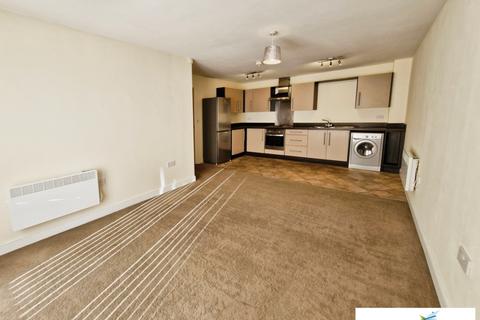 2 bedroom ground floor flat to rent, Station Square, Pudsey LS28