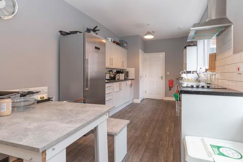1 bedroom in a house share to rent, Beaufort Road, Erdington, Birmingham B23 7NB