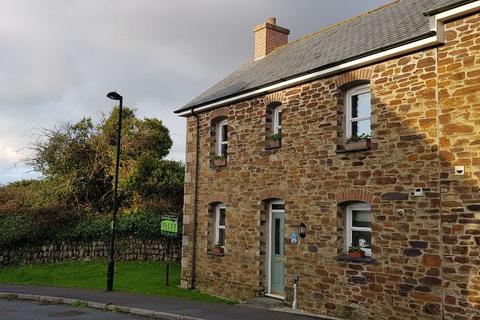 3 bedroom semi-detached house to rent, Laity Fields, Pengegon, Camborne