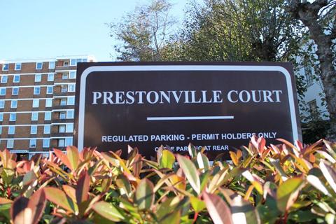2 bedroom flat to rent, Prestonville Court, Dyke Road