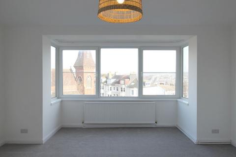 2 bedroom flat to rent, Prestonville Court, Dyke Road