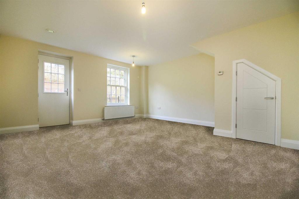 Plot 20, The Courtyard, Axwell Park 3 bed terraced house £185,000