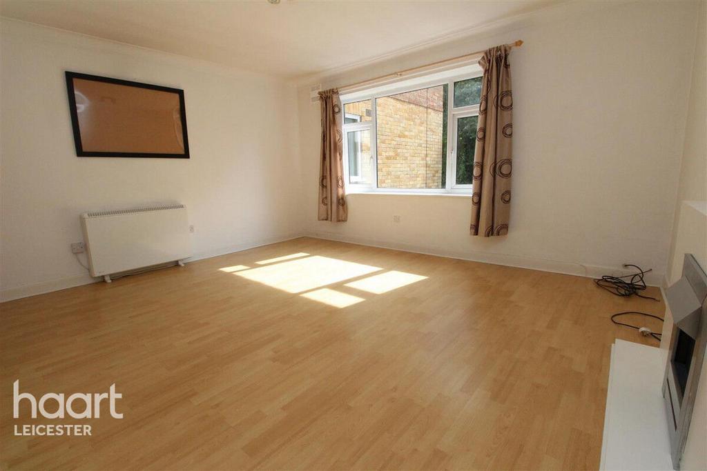Apartment in Leicester, Stoneygate - View 5