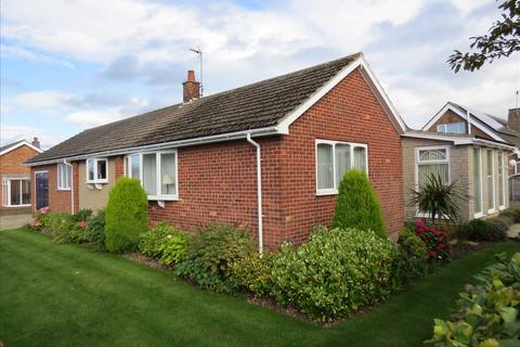 3 bedroom bungalow to rent, Wharfedale, Filey