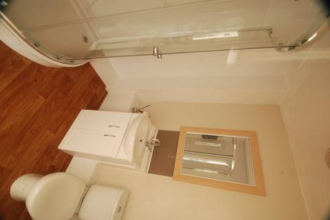 1 bedroom maisonette to rent, Whitley Close, Stanwell