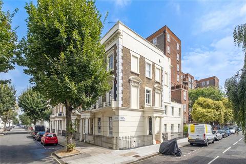 3 bedroom flat for sale, Gloucester Street, Pimlico, London, SW1V