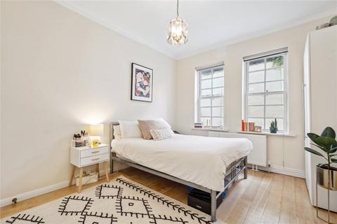 3 bedroom flat for sale, Gloucester Street, Pimlico, London, SW1V