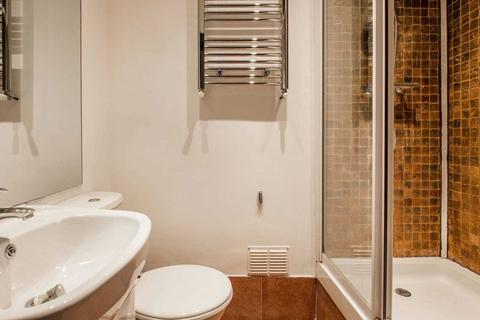 2 bedroom flat to rent, Ritherdon Road, Tooting Bec SW17