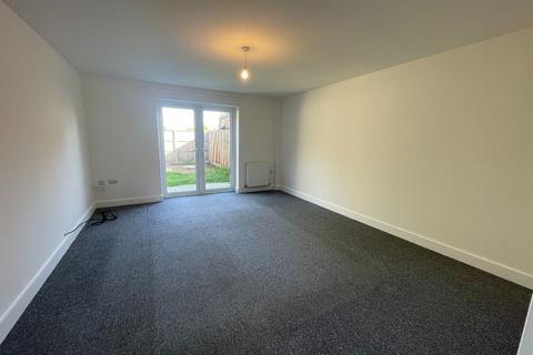 3 bedroom terraced house to rent, Goodens Lane, Newton