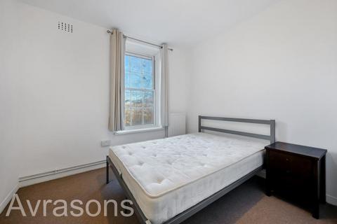 2 bedroom apartment to rent, UNION GROVE, STOCKWELL,