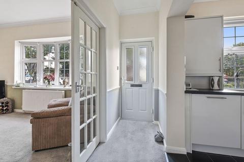 1 bedroom ground floor flat to rent - Chadwick Road, Westcliff-On-Sea