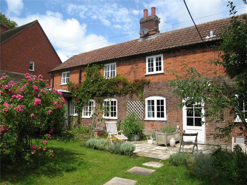 Kings Corner, Pewsey, Wiltshire, SN9 3 bed cottage to rent £1,650 pcm