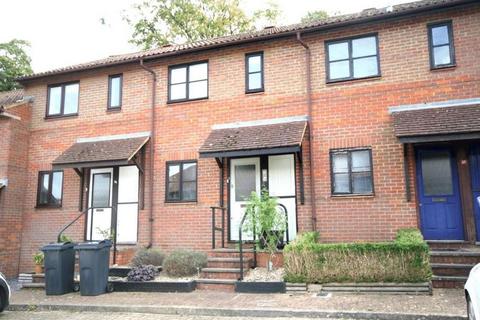 2 bedroom terraced house to rent, Stoney Grove, Chesham