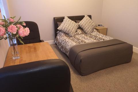 1 bedroom in a house share to rent, Maple Road