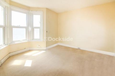 1 bedroom apartment to rent, Luton Road, Chatham