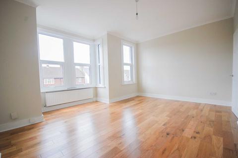 2 bedroom flat to rent, Colworth Road, Upper Leytonstone