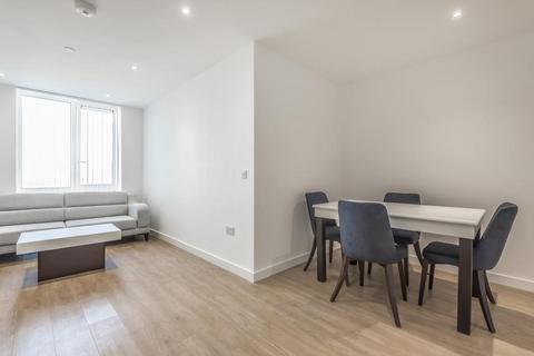 2 bedroom flat to rent, Royal Winchester House,  Bracknell,  RG12