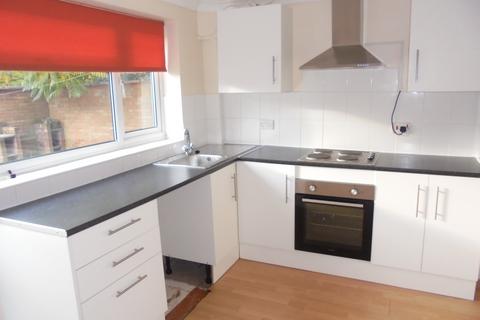 2 bedroom semi-detached house to rent, Copperfield Close, Brambleside, Kettering NN16